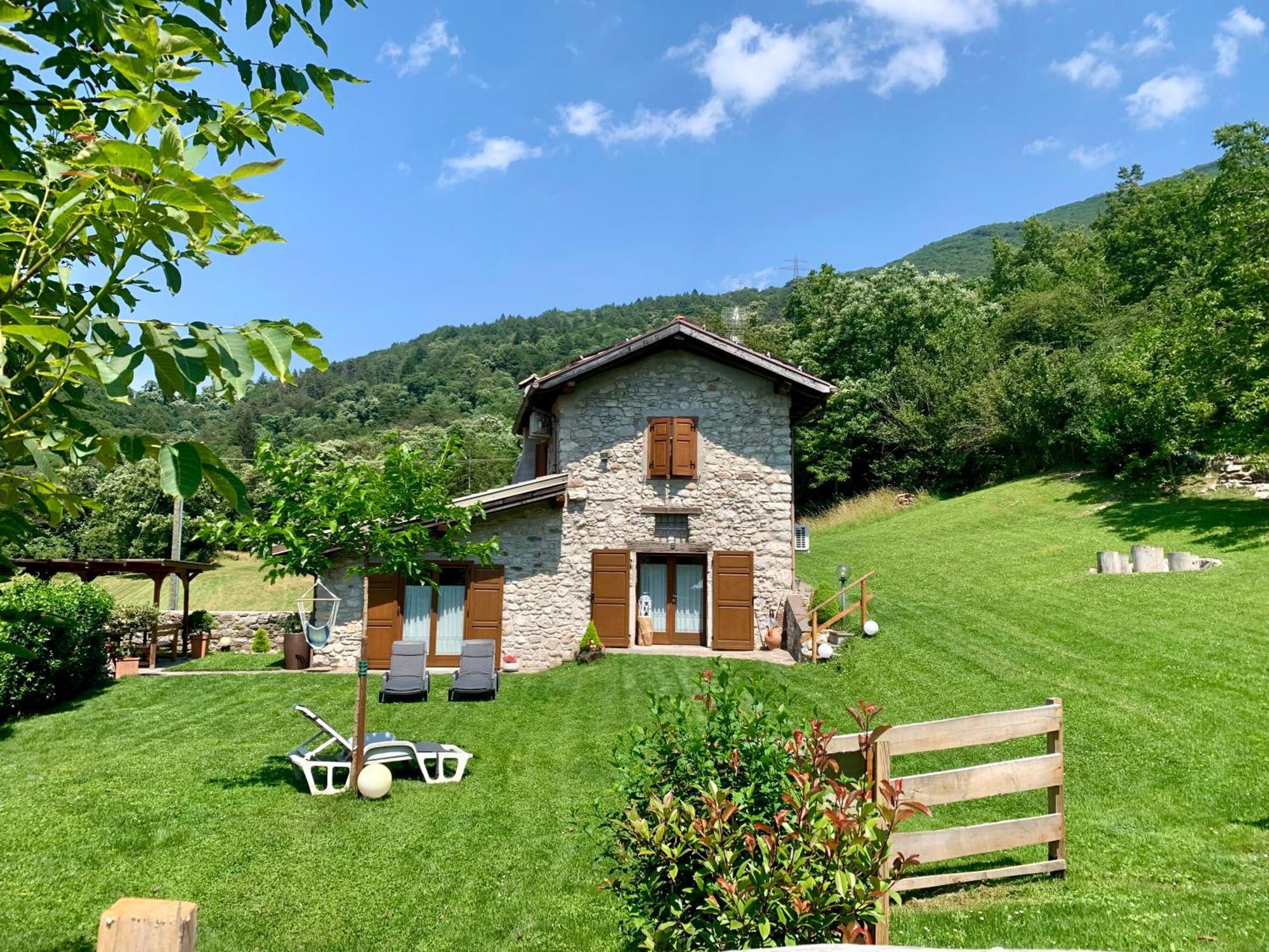 Villa Casa Al Castagneto Ceniga Exterior foto